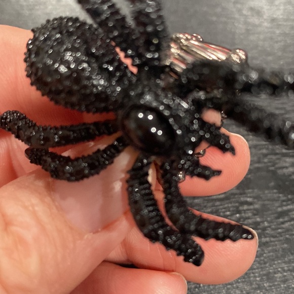 NEW! SPIDER 🕷Black Glitter Black Widow Halloween Stretch Ring - Picture 6 of 7